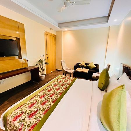 Hotel Banz Near Indira Gandhi Airport Delhi نيودلهي المظهر الخارجي الصورة