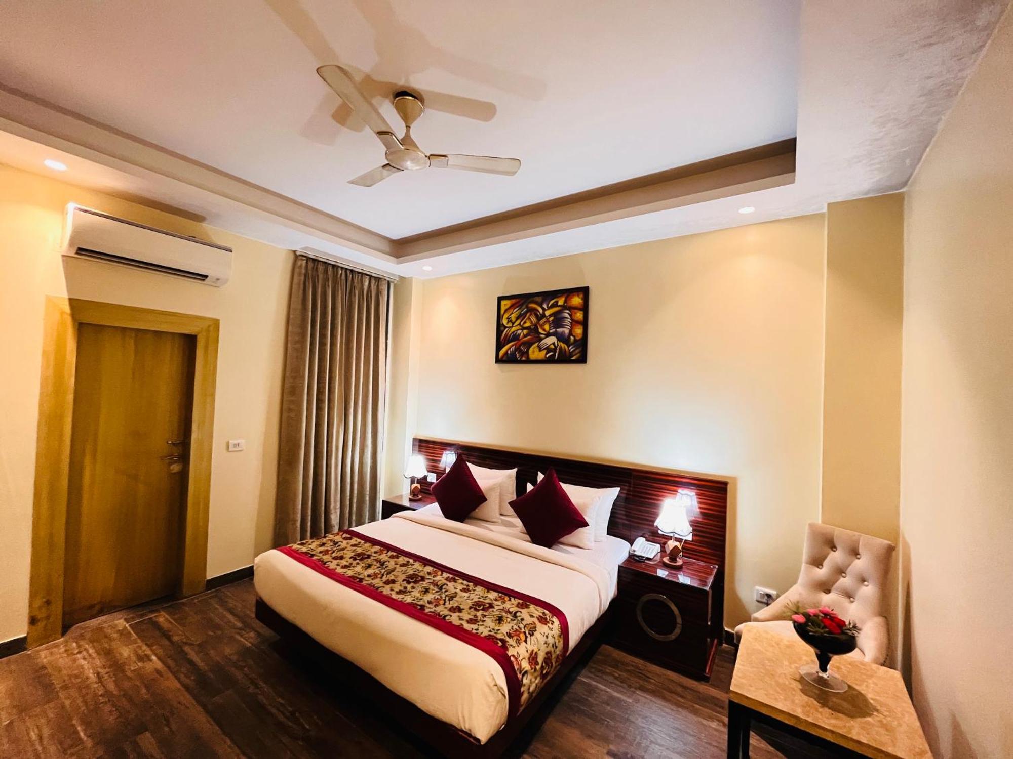 Hotel Banz Near Indira Gandhi Airport Delhi نيودلهي المظهر الخارجي الصورة