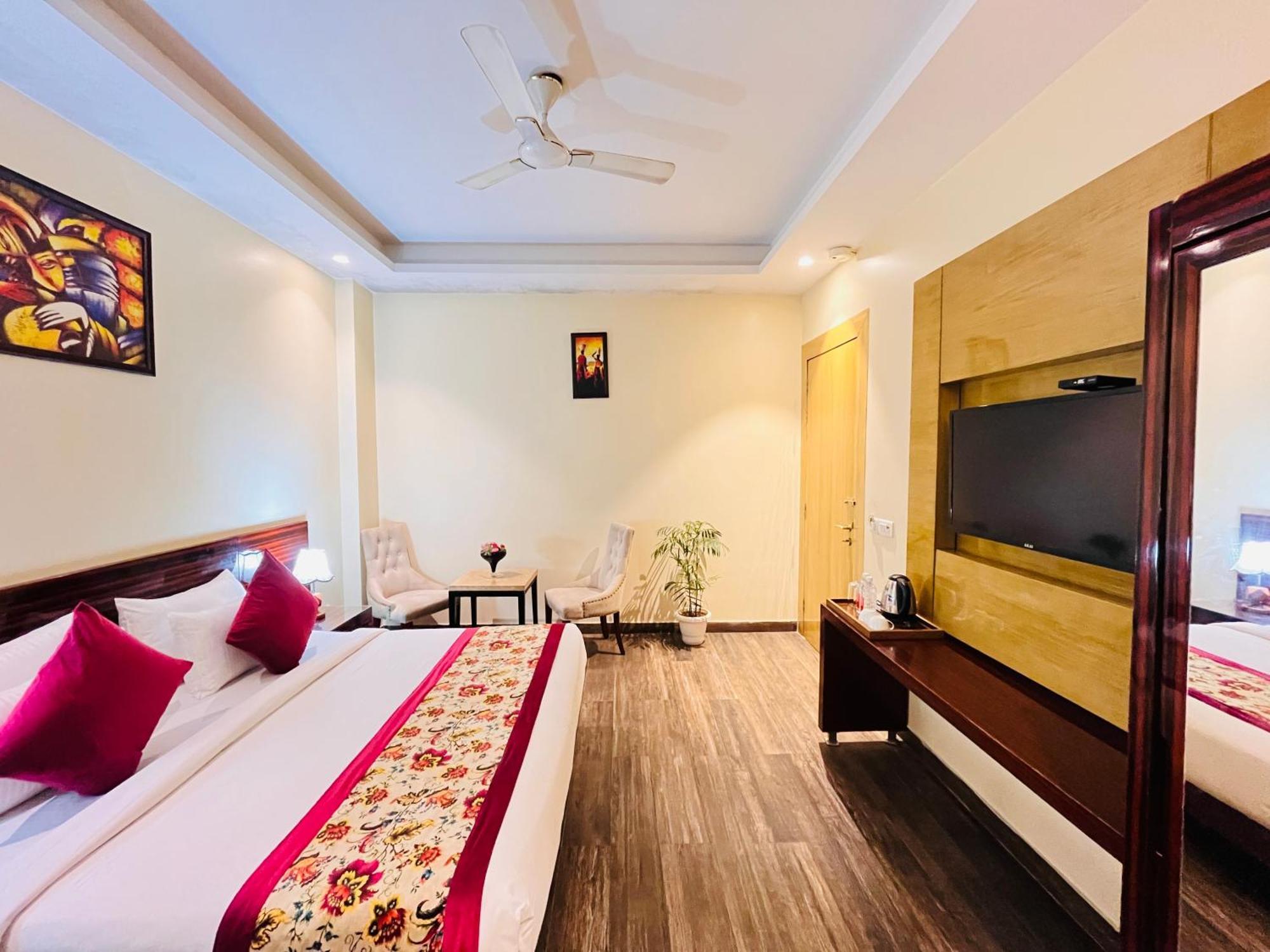 Hotel Banz Near Indira Gandhi Airport Delhi نيودلهي المظهر الخارجي الصورة