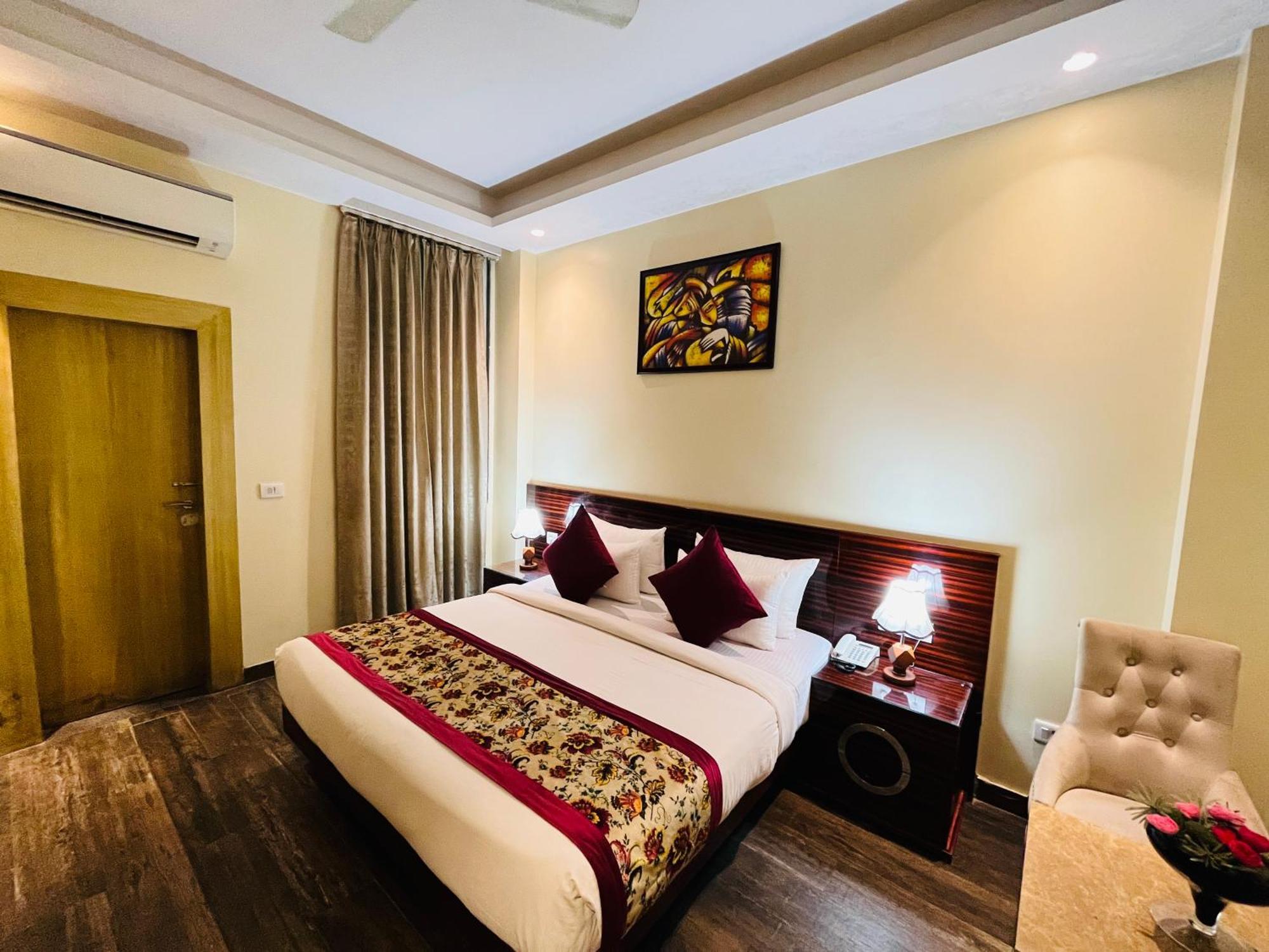 Hotel Banz Near Indira Gandhi Airport Delhi نيودلهي المظهر الخارجي الصورة