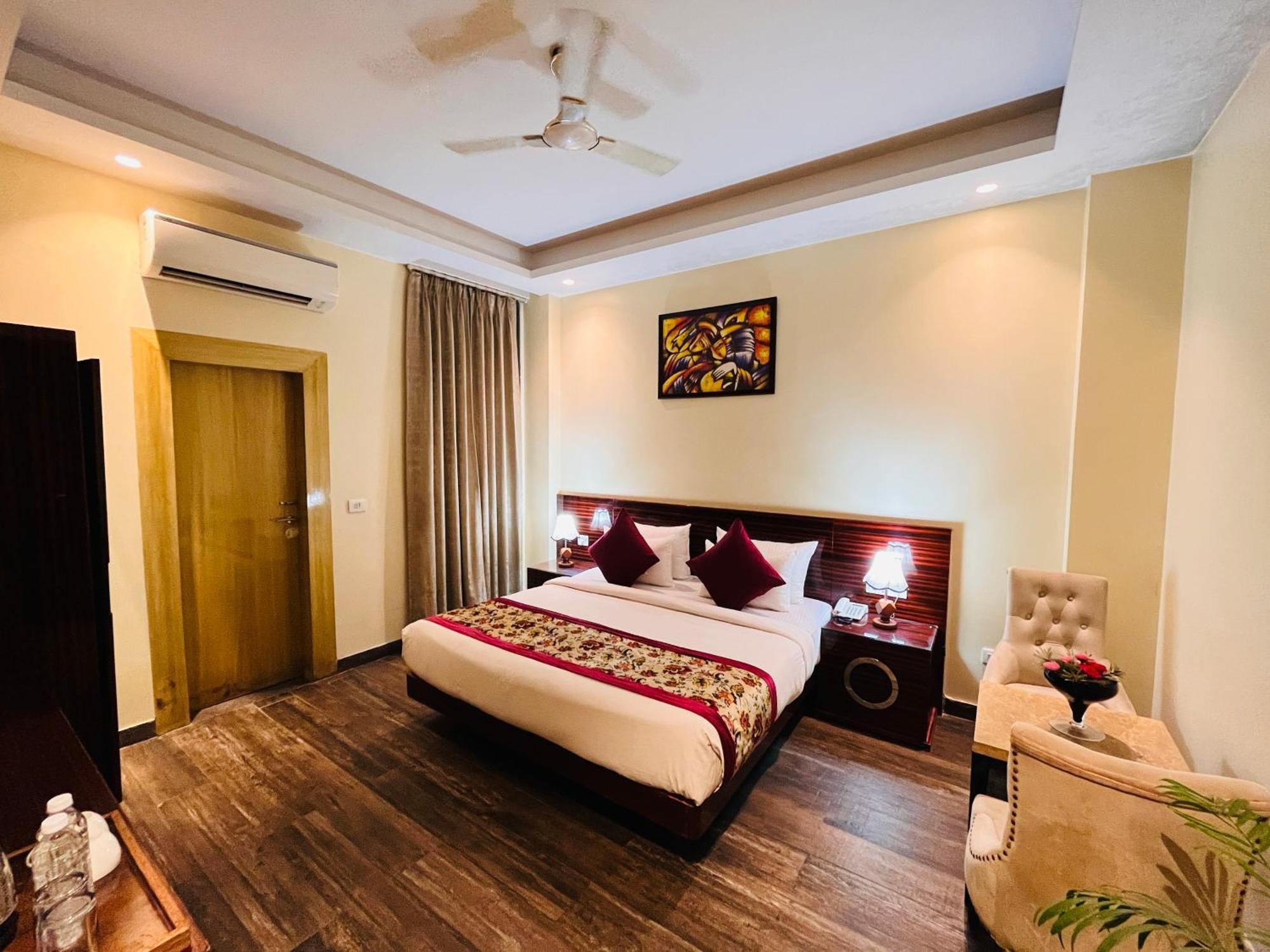 Hotel Banz Near Indira Gandhi Airport Delhi نيودلهي المظهر الخارجي الصورة