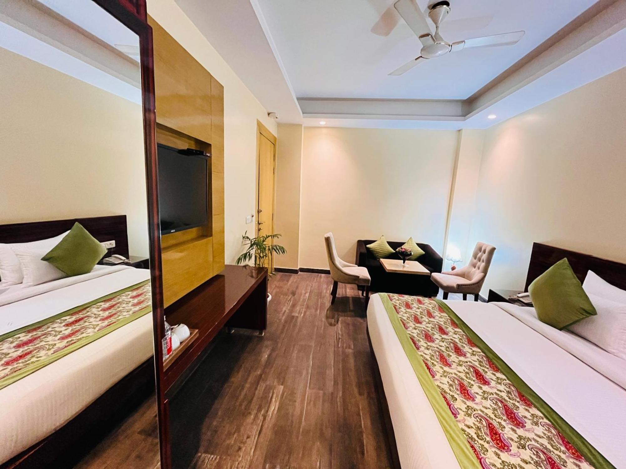 Hotel Banz Near Indira Gandhi Airport Delhi نيودلهي المظهر الخارجي الصورة
