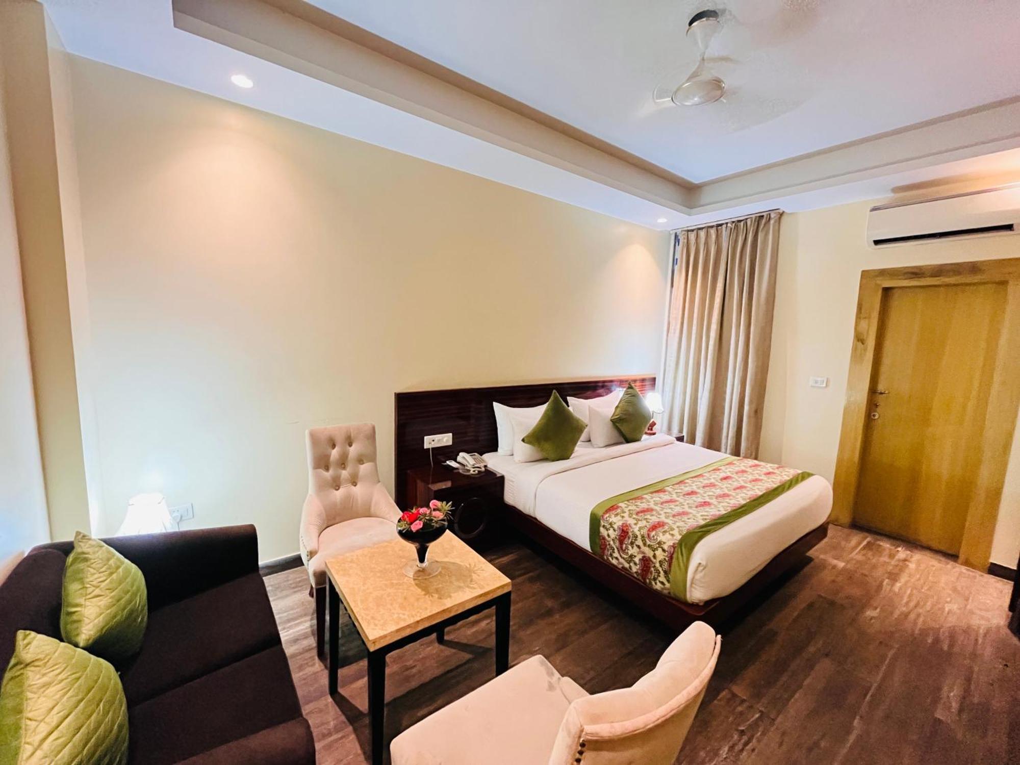 Hotel Banz Near Indira Gandhi Airport Delhi نيودلهي المظهر الخارجي الصورة