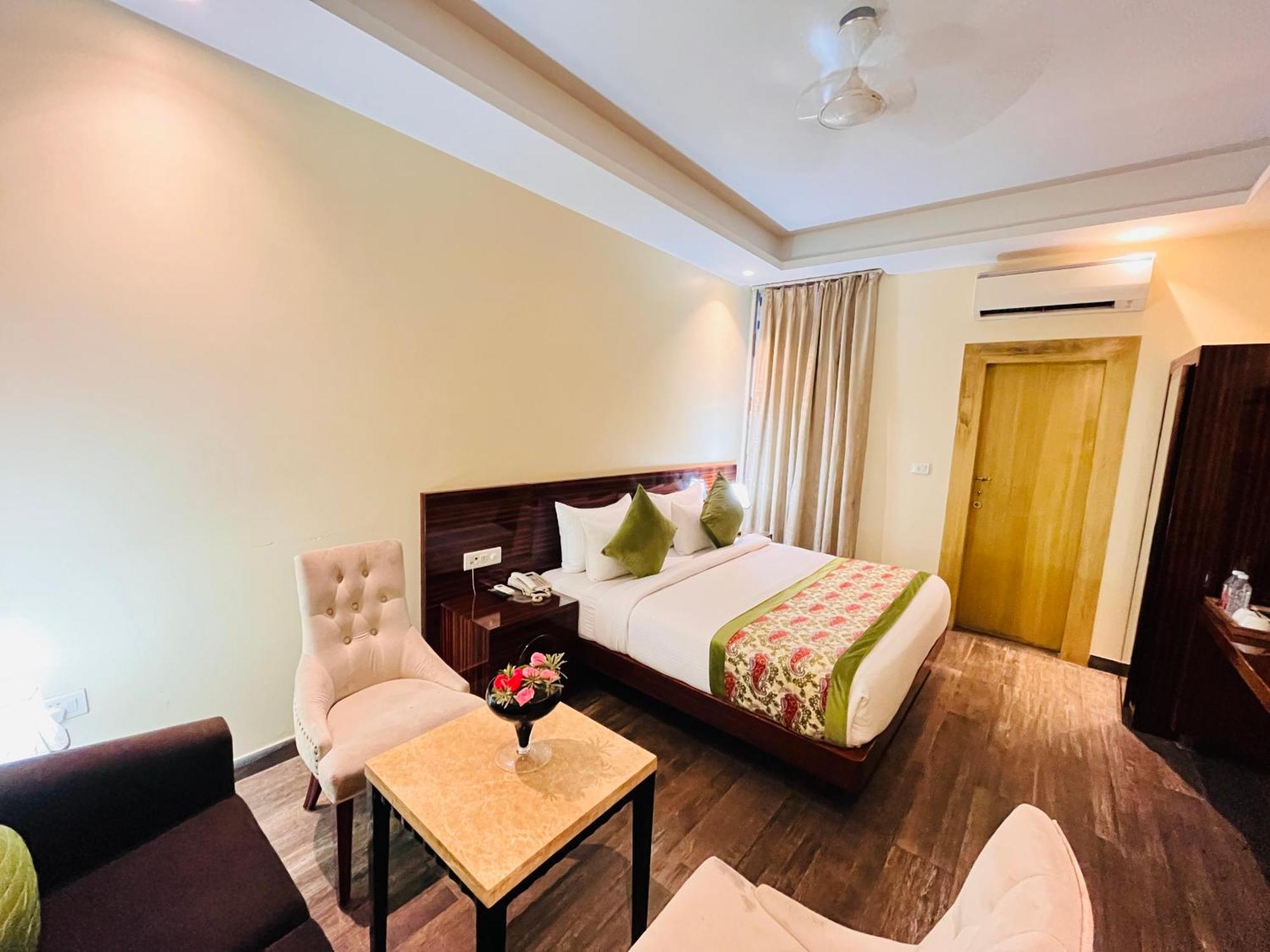 Hotel Banz Near Indira Gandhi Airport Delhi نيودلهي المظهر الخارجي الصورة